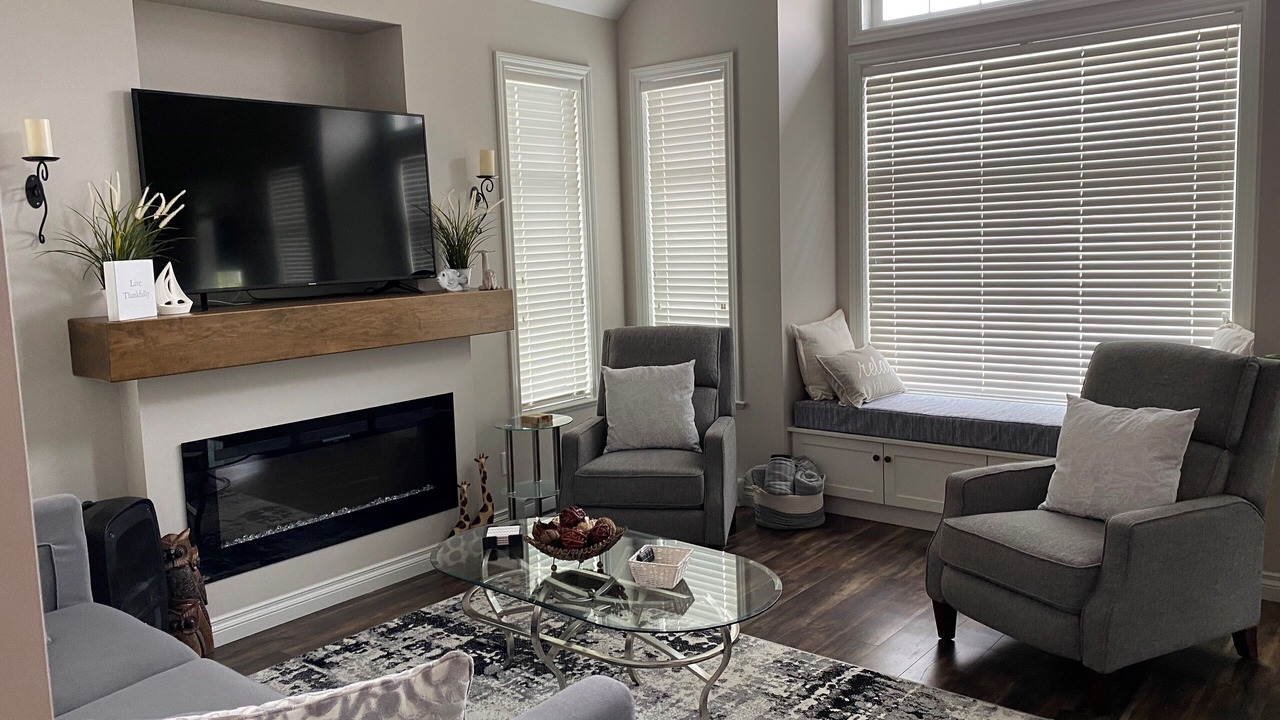 Photo of Livingroom in Okanagan-Similkameen