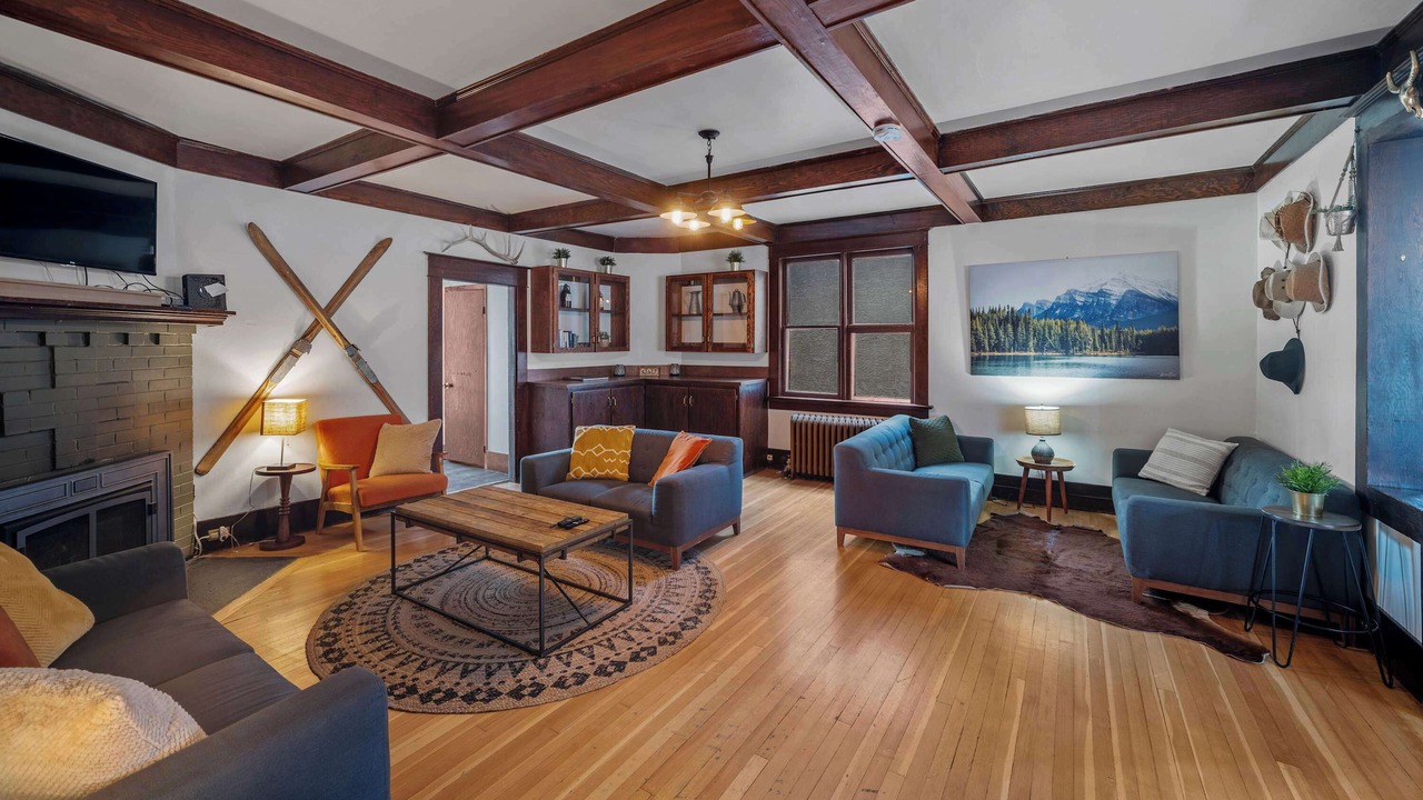 Photo of Livingroom in Banff