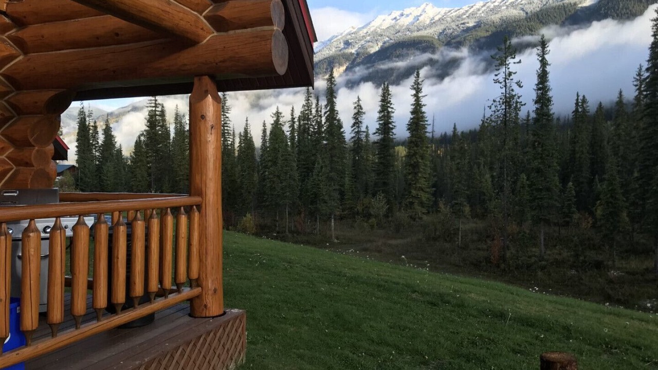Photo of Outdoor in Golden