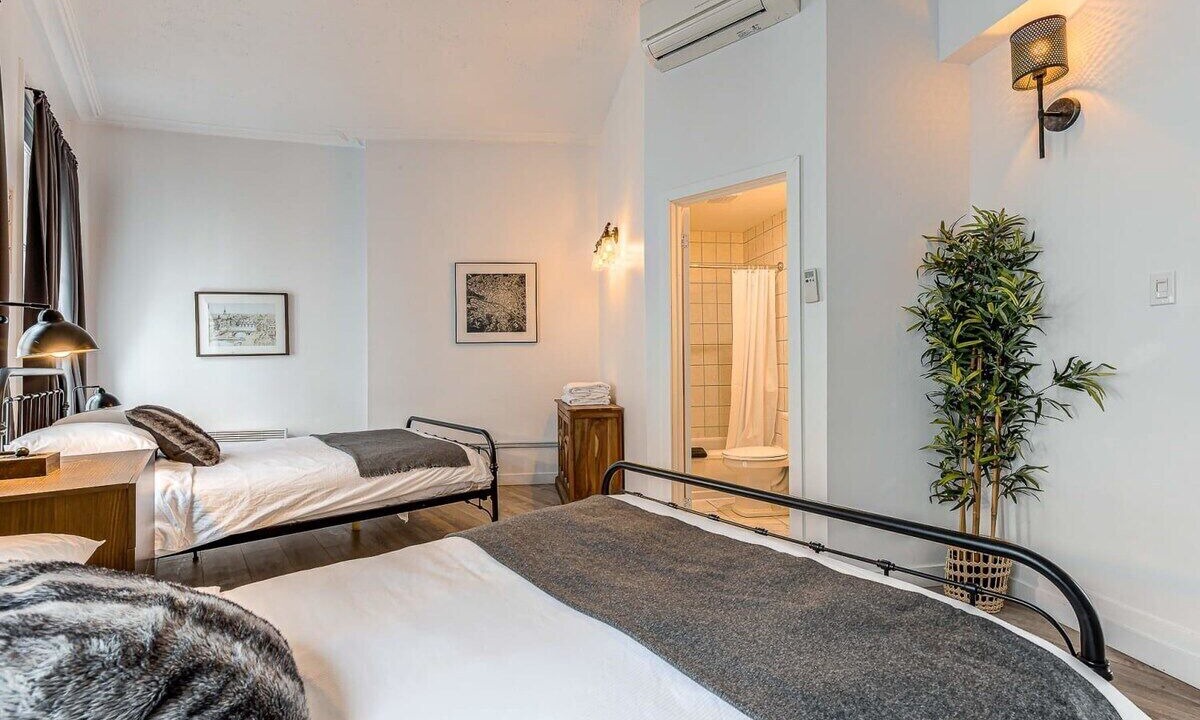Photo of Bedroom in Old Quebec