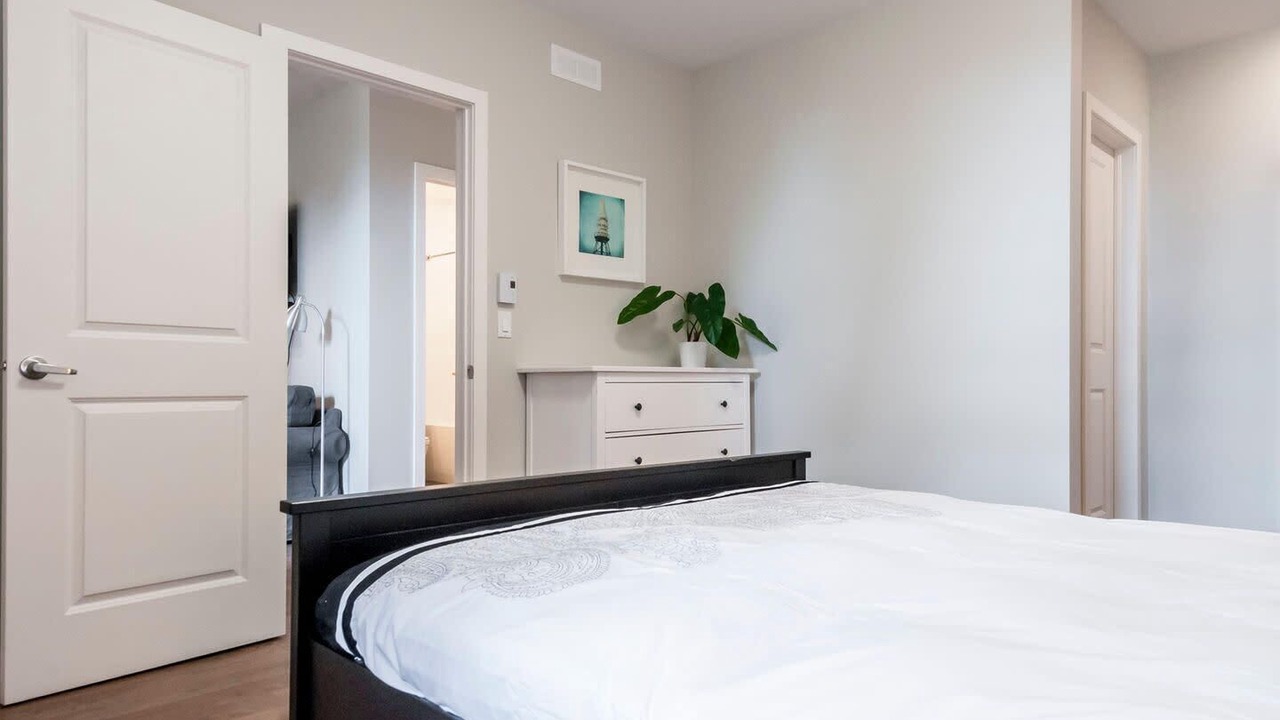 Photo of Bedroom in Plateau Mont Royal