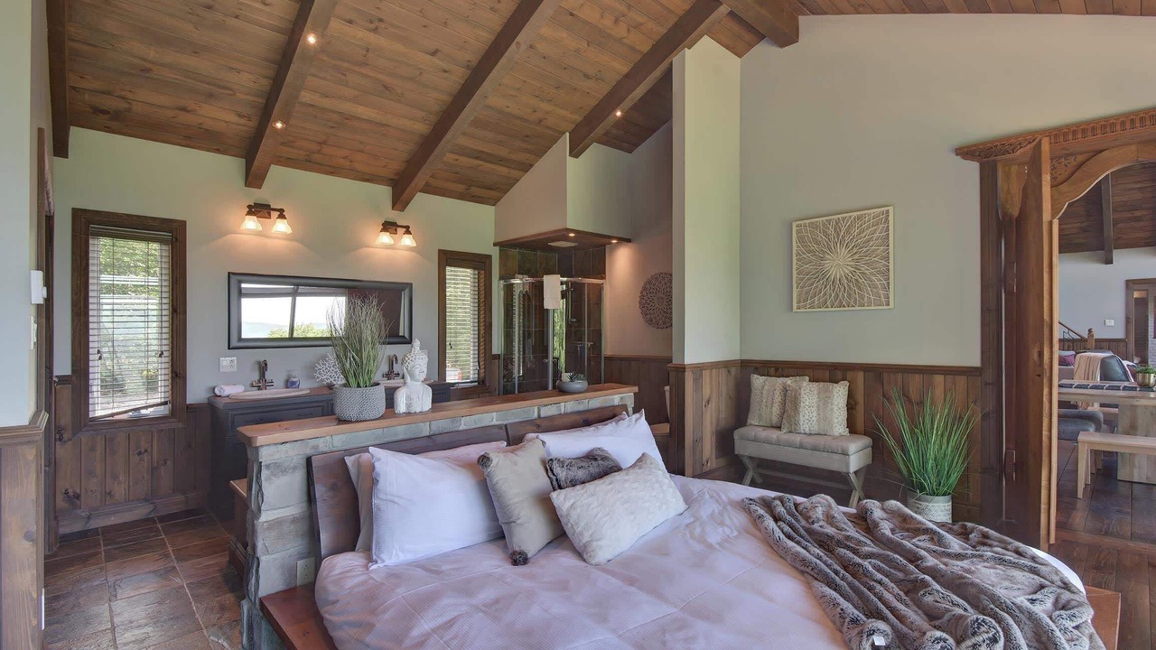 Photo of Bedroom in Lac-Superieur