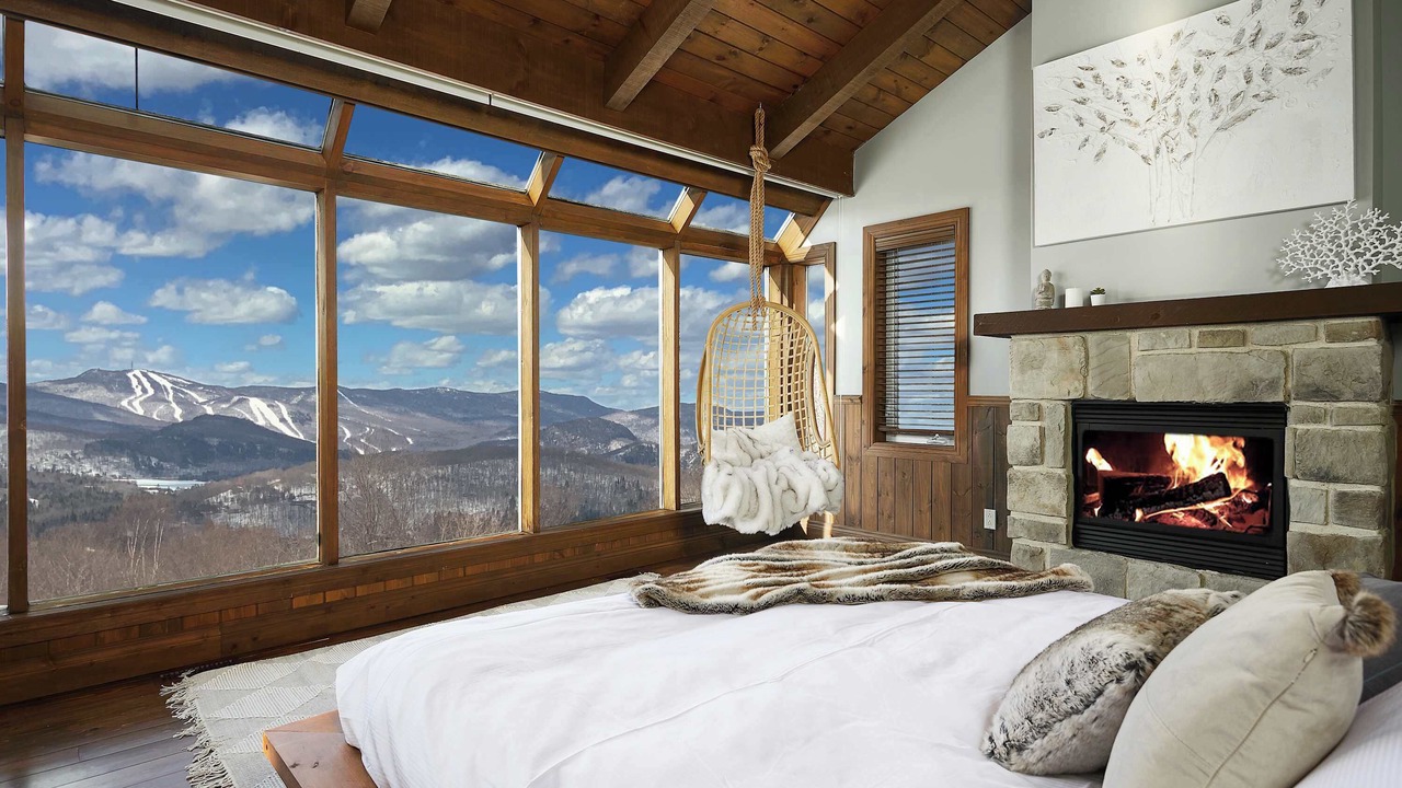 Photo of Livingroom in Lac-Superieur