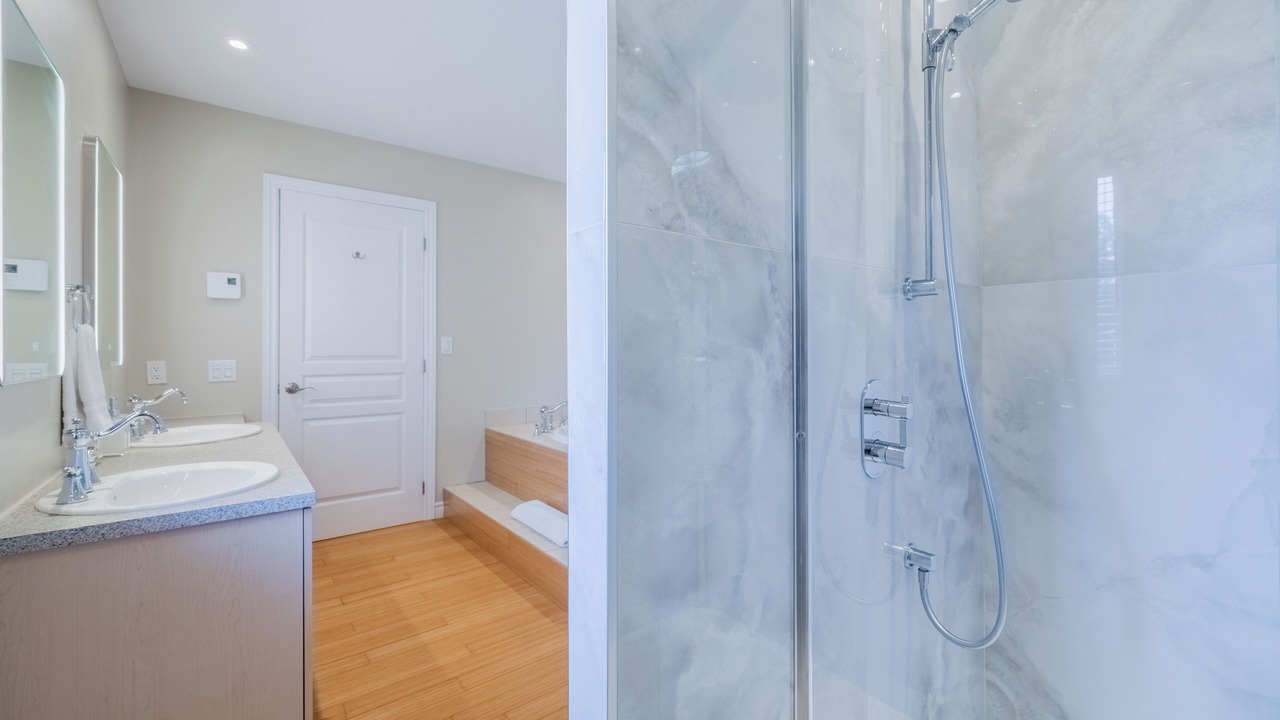 Photo of Bathroom in L'Ancienne-Lorette
