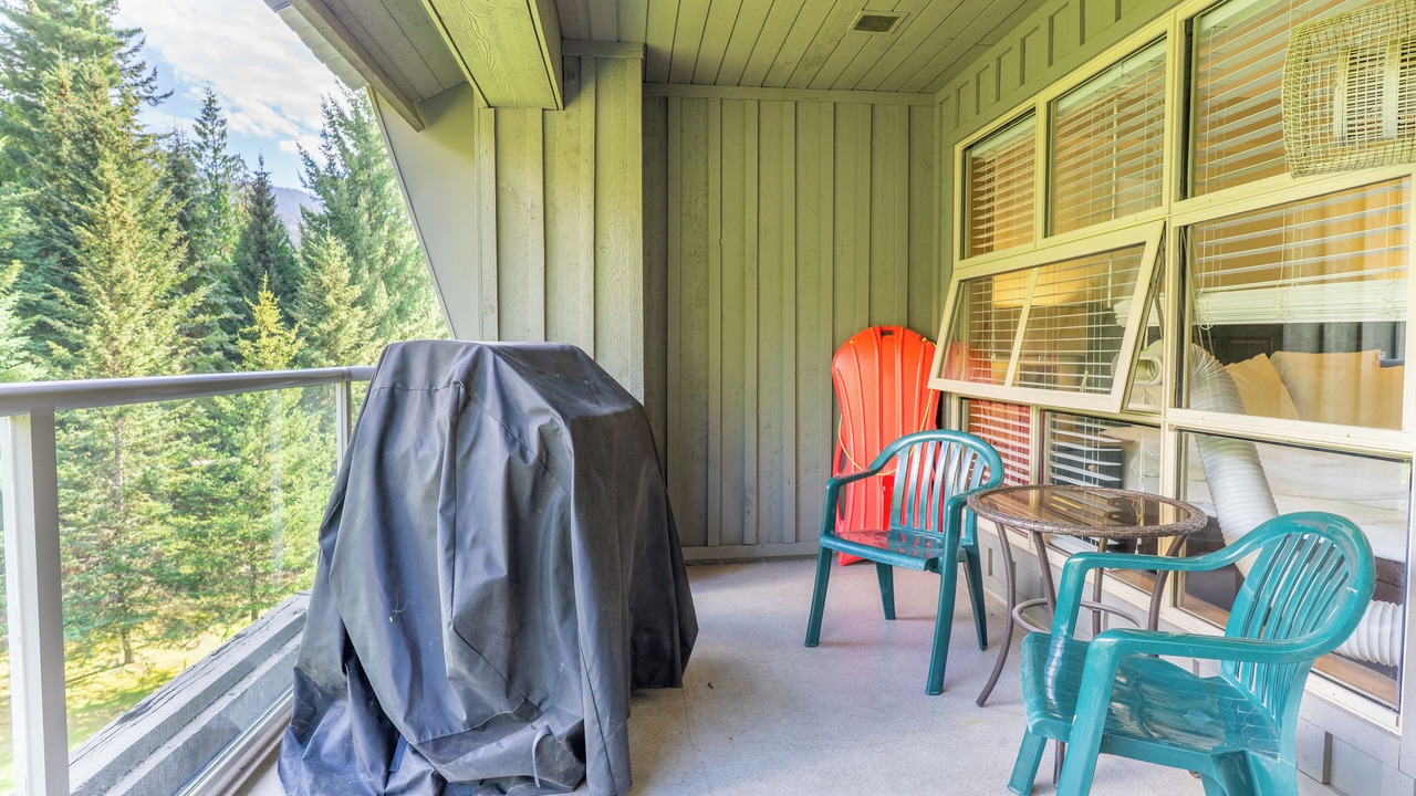 Photo of Patio Balcony in Upper Village