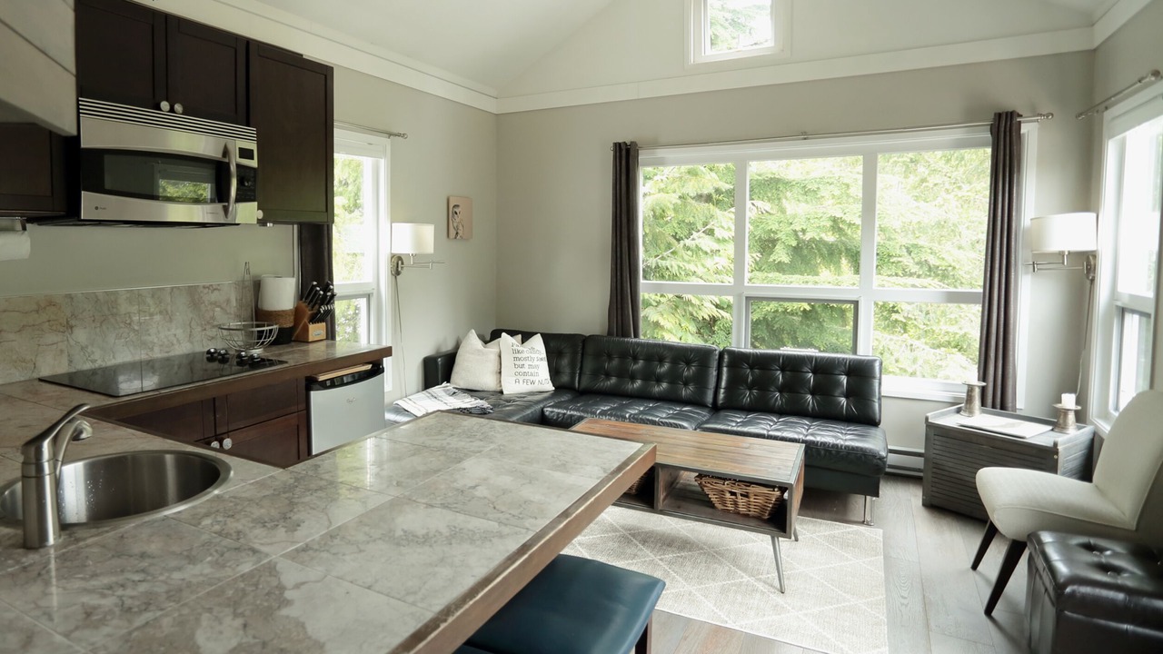 Photo of Livingroom in Whistler Creekside
