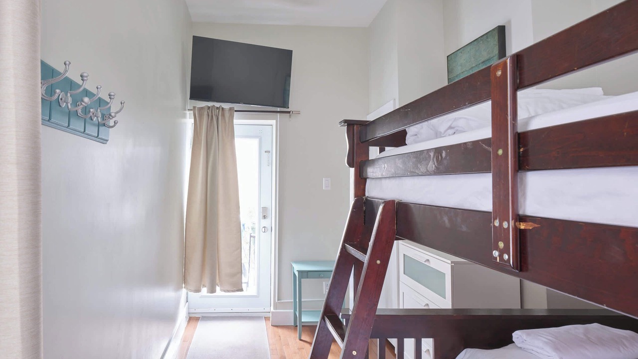Photo of Bedroom in Plateau Mont Royal