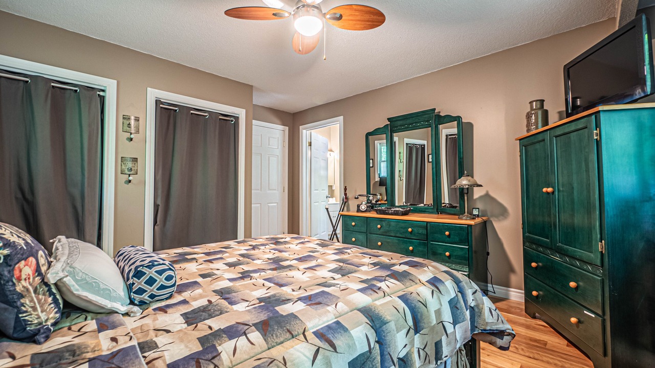 Photo of Bedroom in Bancroft