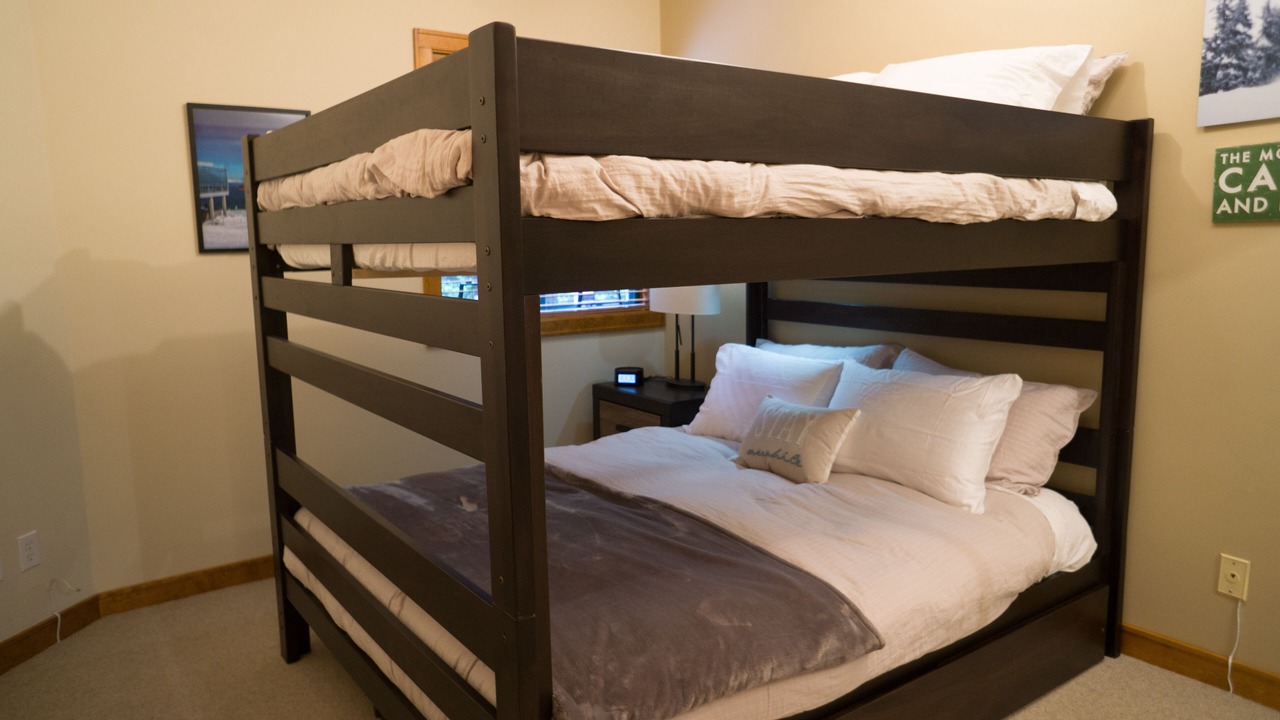 Photo of Bedroom in Blackcomb
