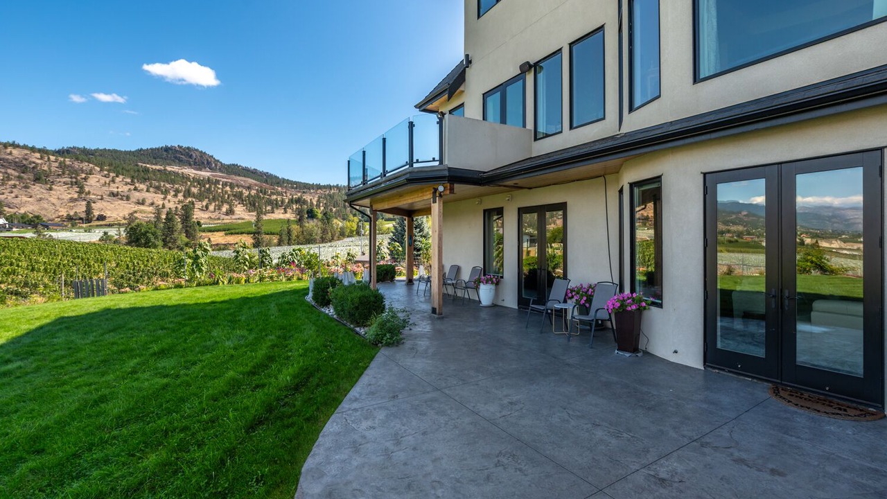 Photo of Patio Balcony in Okanagan-Similkameen