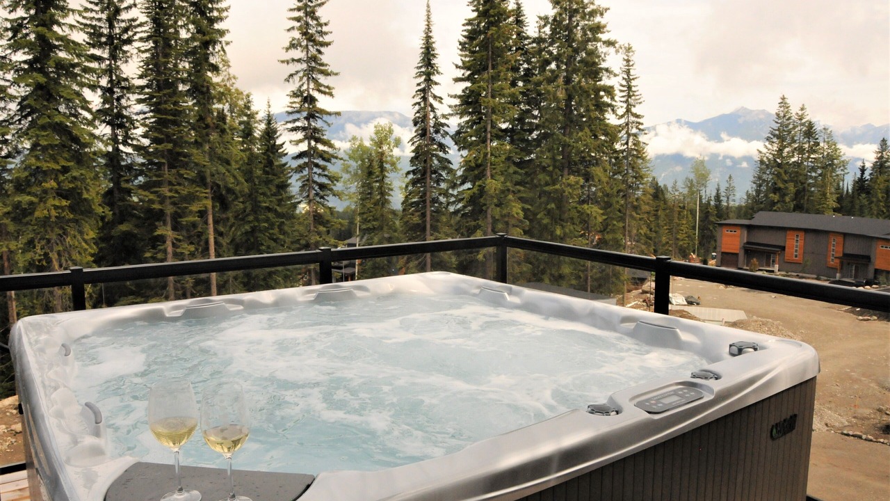 Photo of Outdoor in Golden