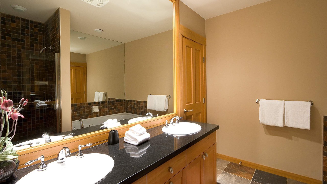 Photo of Bathroom in Nicklaus North