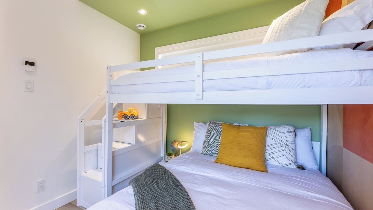 Photo of Bedroom in Argenteuil Regional County Municipality