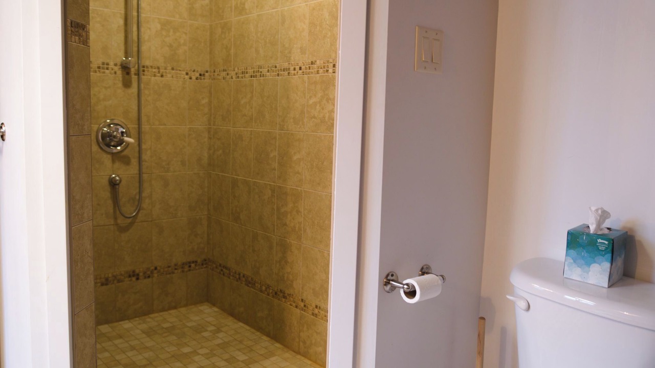 Photo of Bathroom in Les Pays-d'en-Haut Regional County Municipality