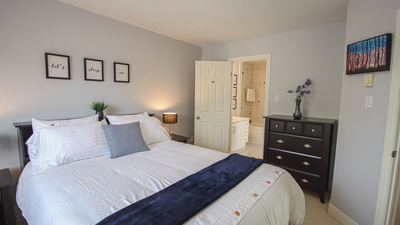 Photo of Bedroom in Terra Nova