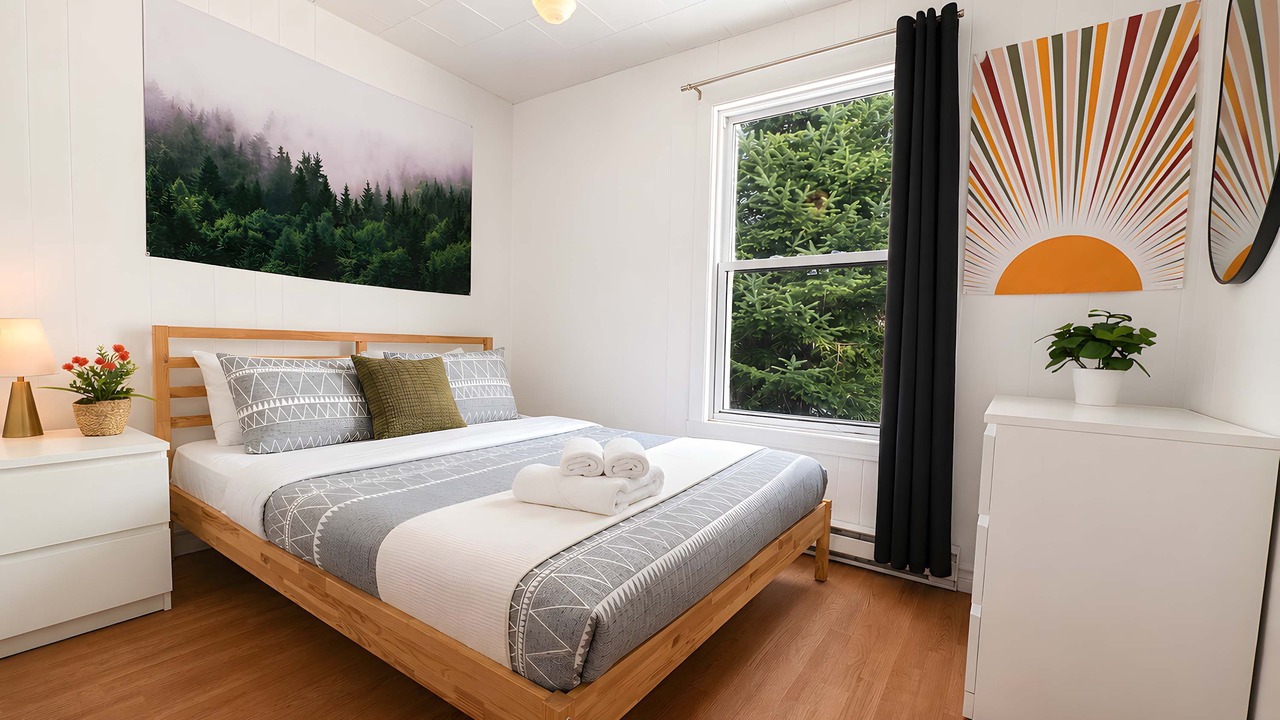 Photo of Bedroom in Saint-Tite-des-Caps