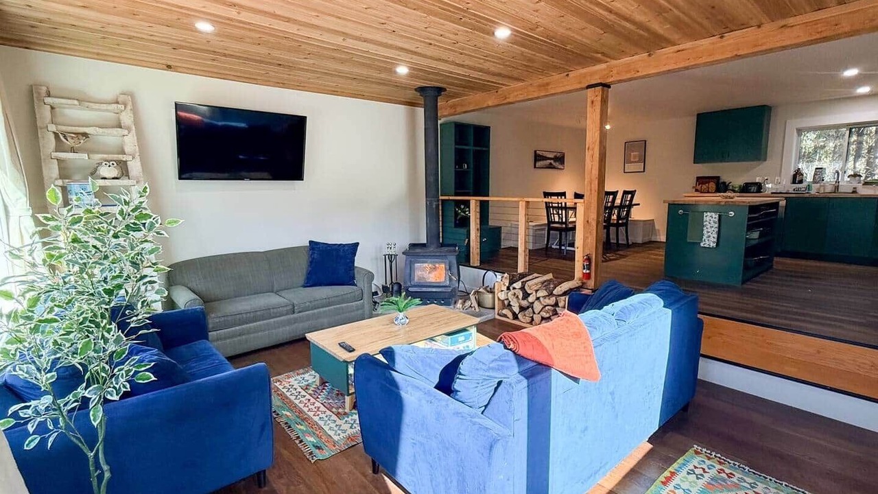 Photo of Livingroom in Regional District of Bulkley-Nechako
