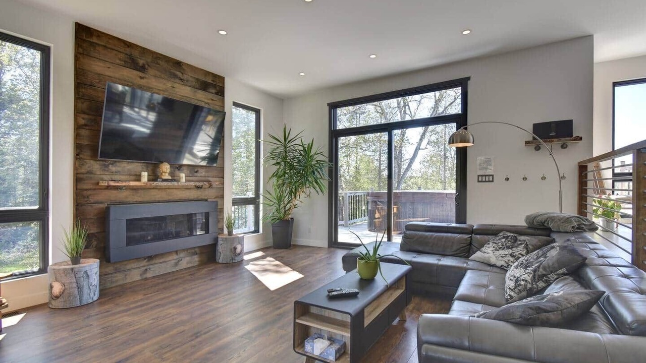 Photo of Livingroom in Chertsey