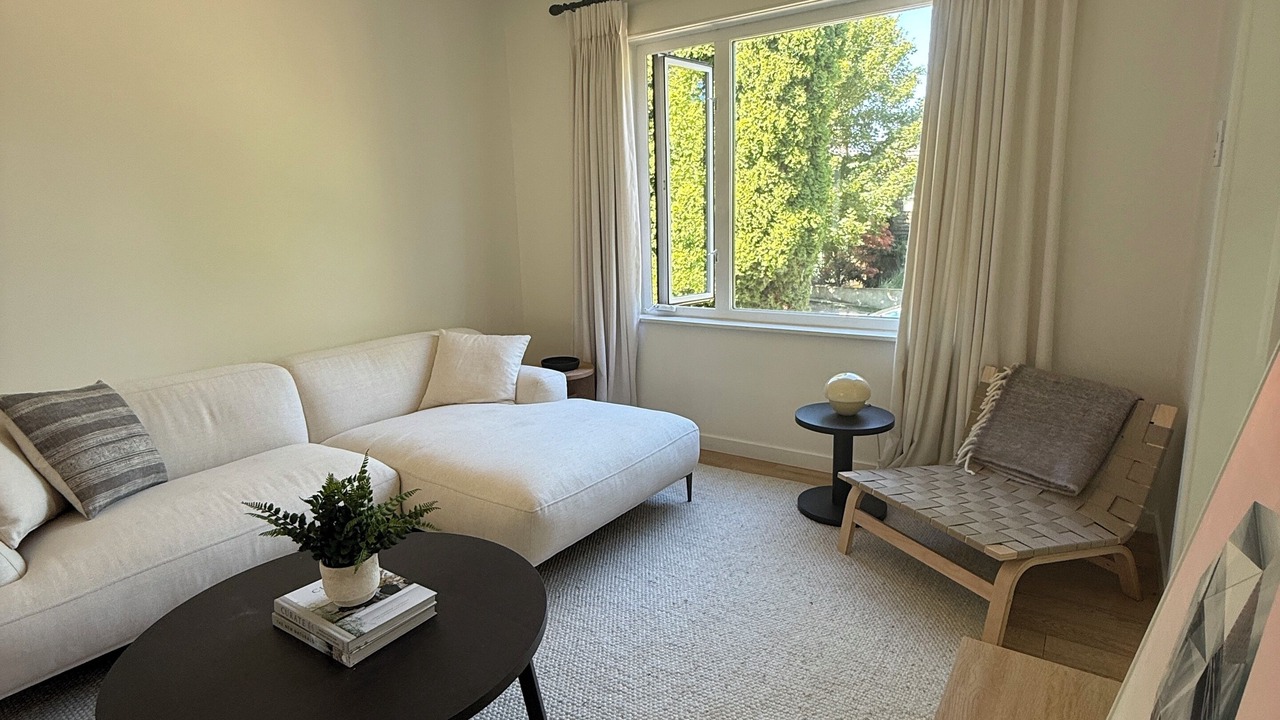 Photo of Livingroom in Riley Park