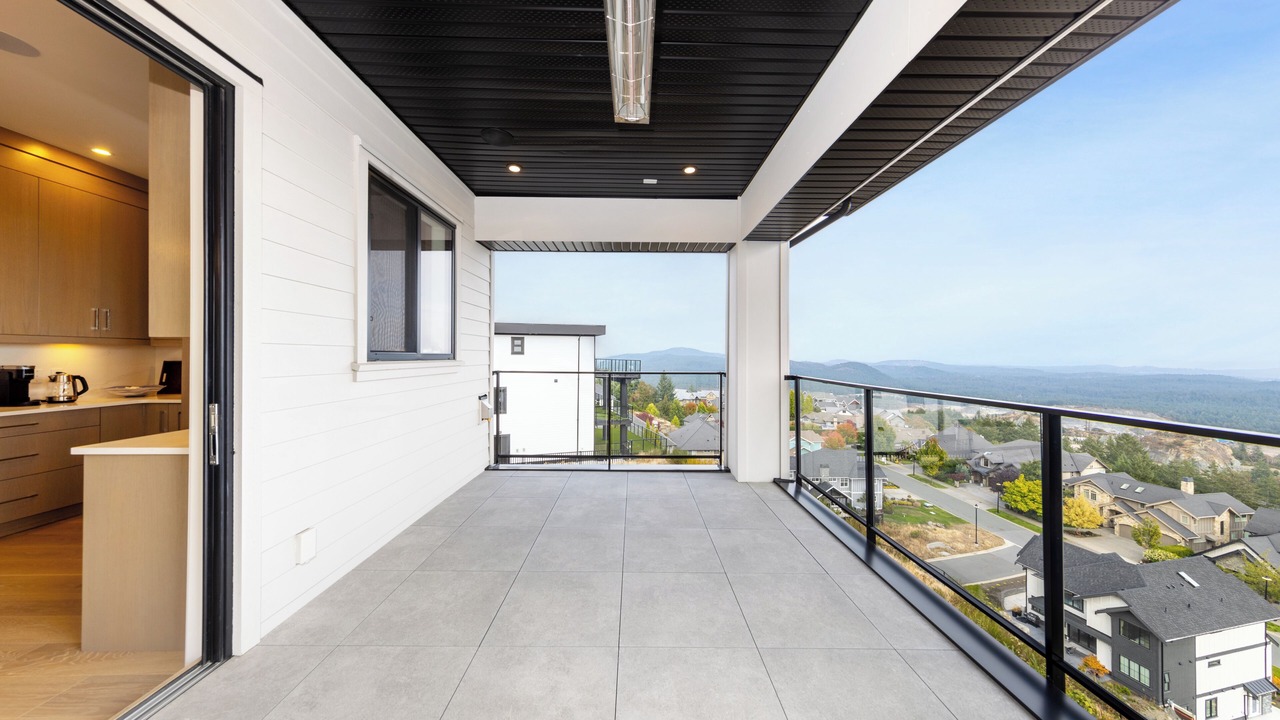 Photo of Patio Balcony in Bear Mountain Resort