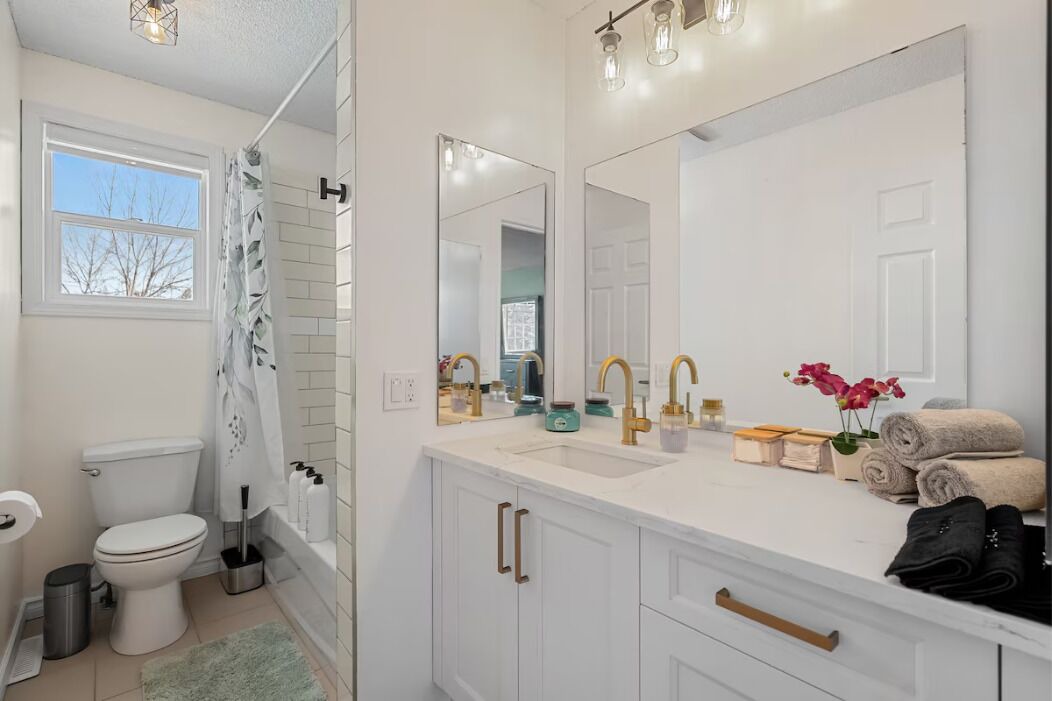 Photo of Bathroom in Canyon Meadows