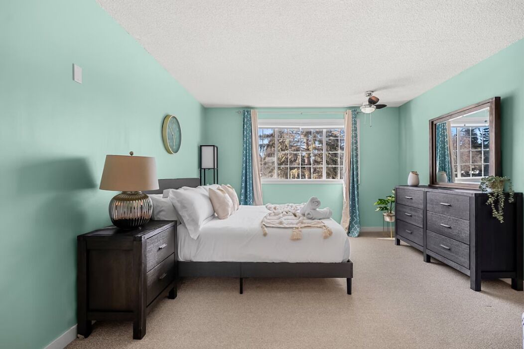 Photo of Bedroom in Canyon Meadows