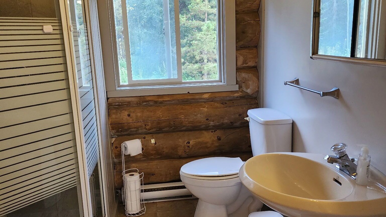 Photo of Bathroom in Stikine Region