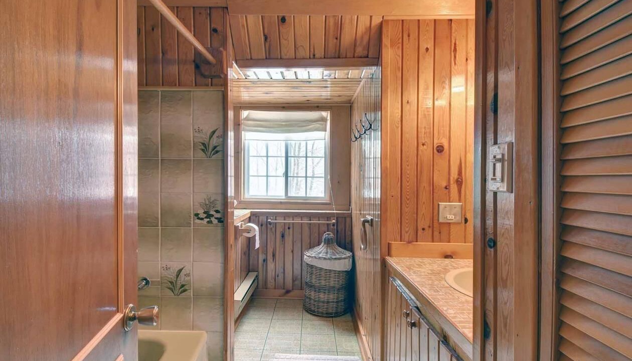 Photo of Bathroom in Brebeuf