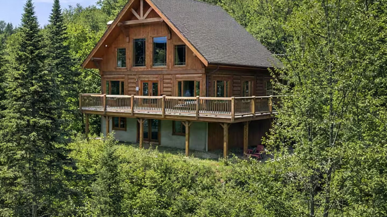 Photo of Outdoor in Les Pays-d'en-Haut Regional County Municipality