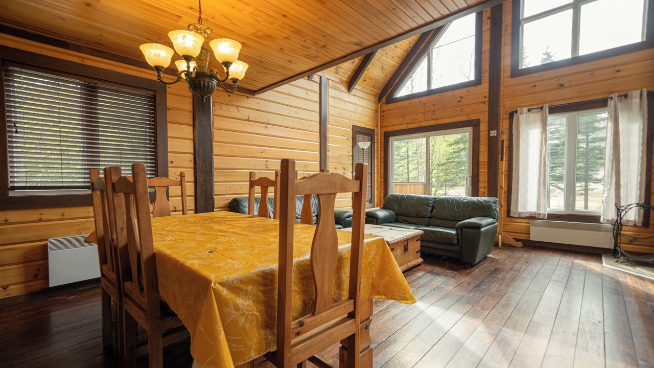 Photo of Livingroom in Sept-Iles