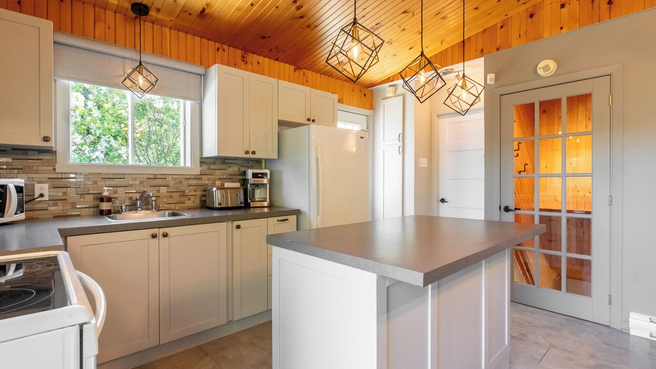 Photo of Kitchen in Chertsey