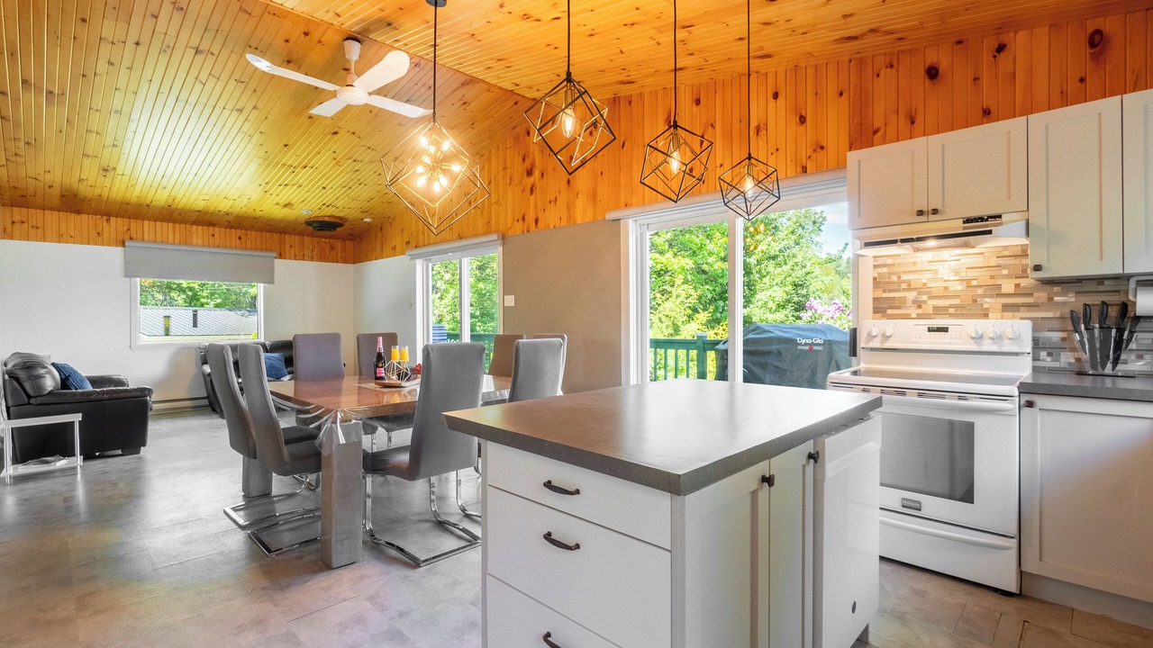 Photo of Kitchen in Chertsey