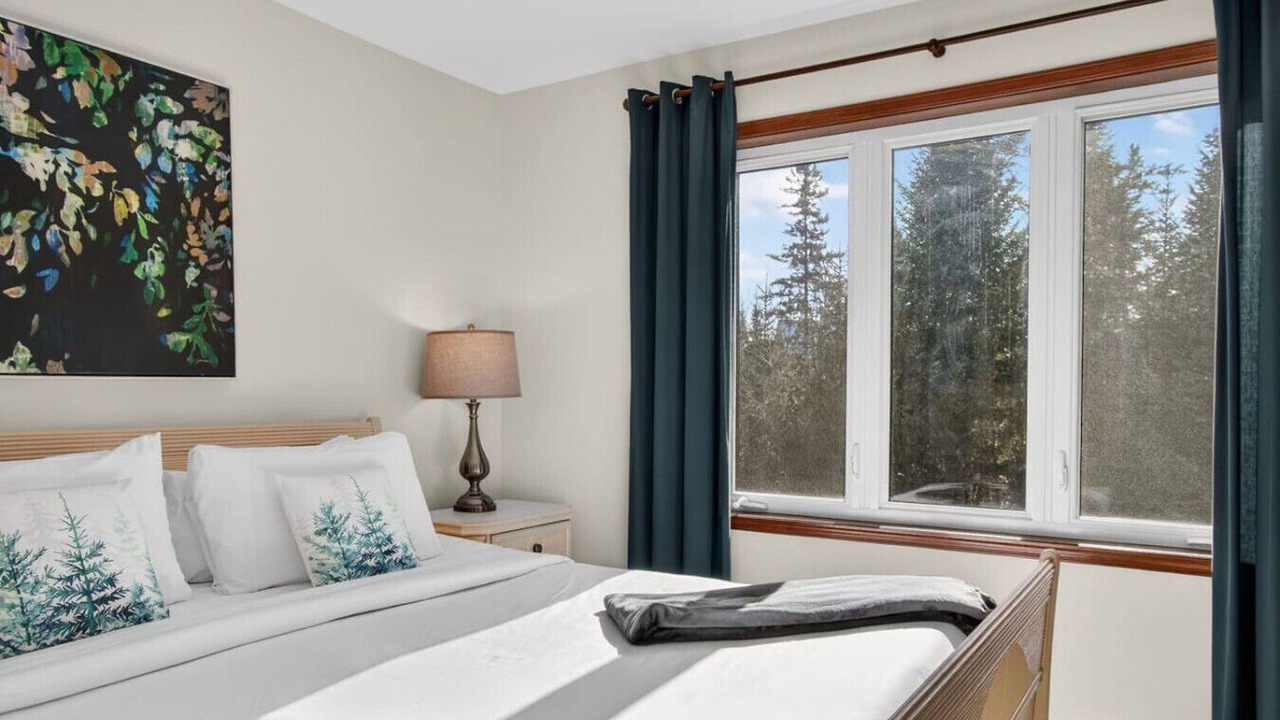 Photo of Bedroom in Mont-Tremblant
