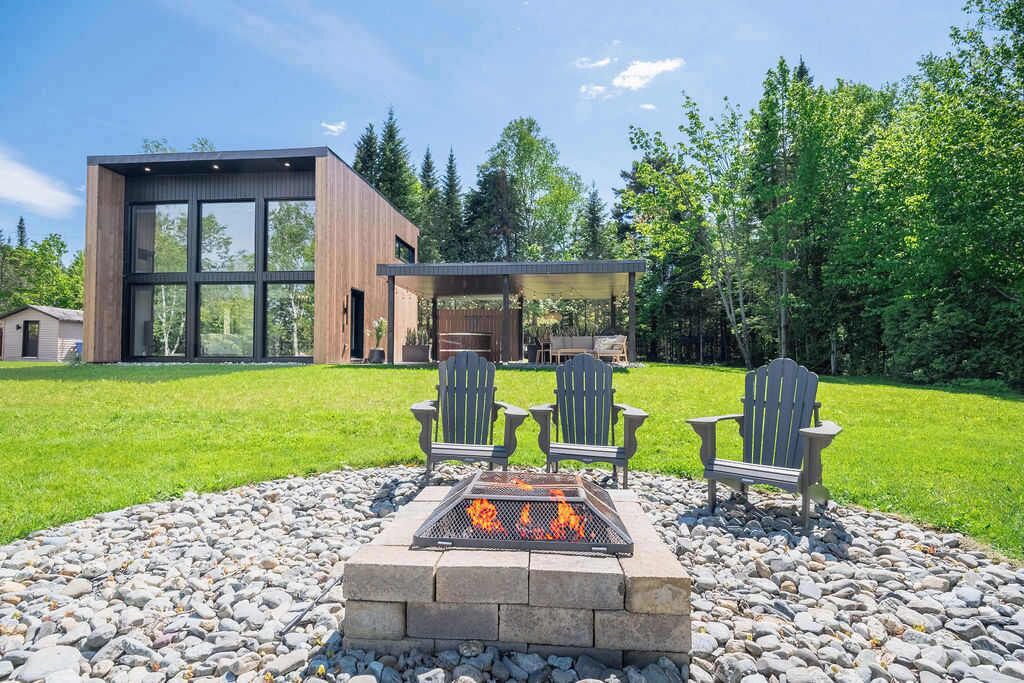 Photo of Outdoor in Lambton