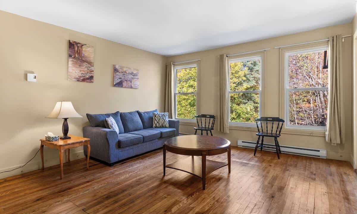 Photo of Livingroom in Stanstead