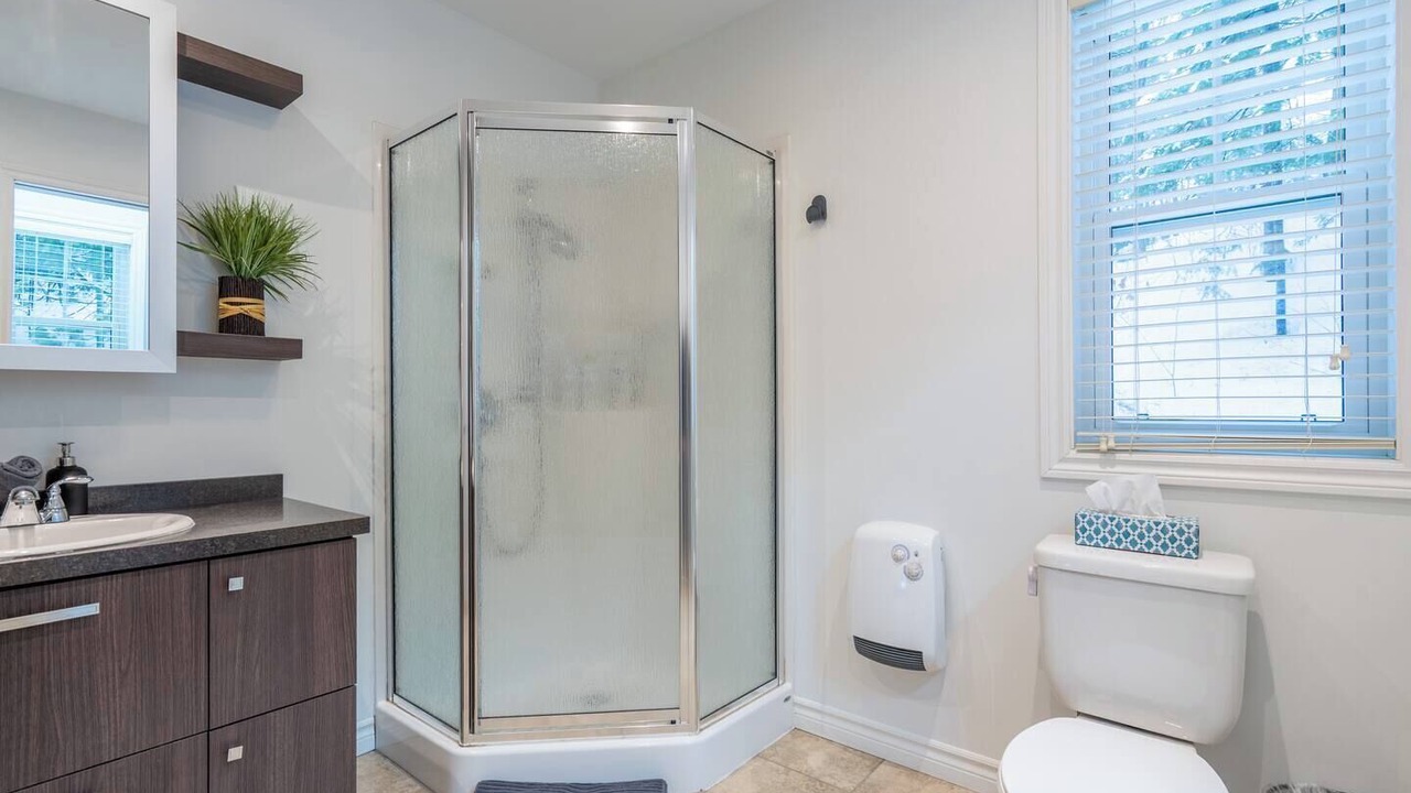 Photo of Bathroom in Saint Come