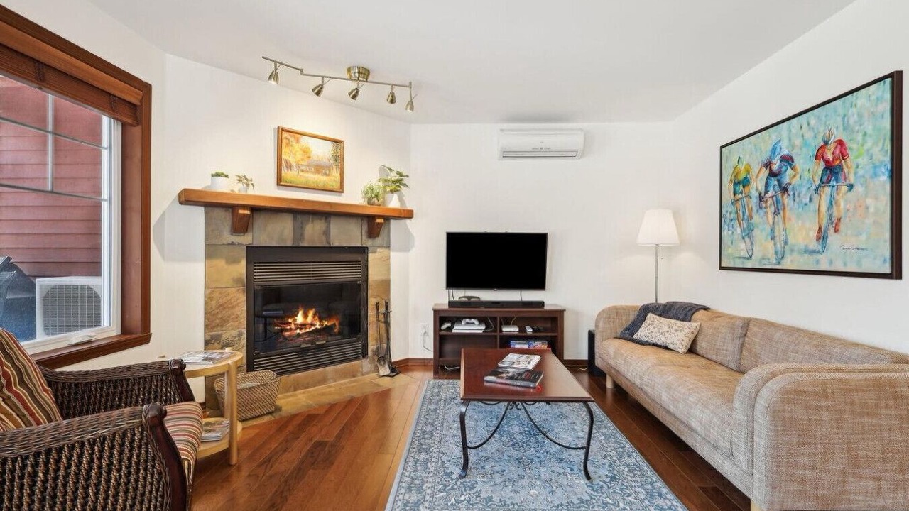 Photo of Livingroom in Mont-Tremblant