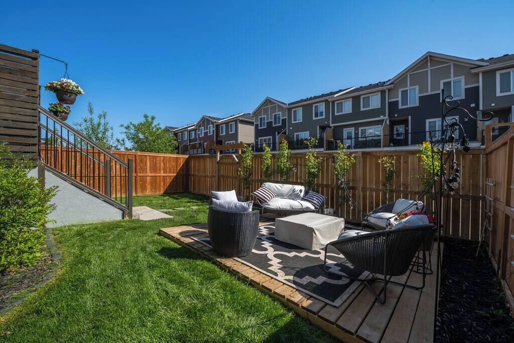 Photo of Patio Balcony in Cochrane