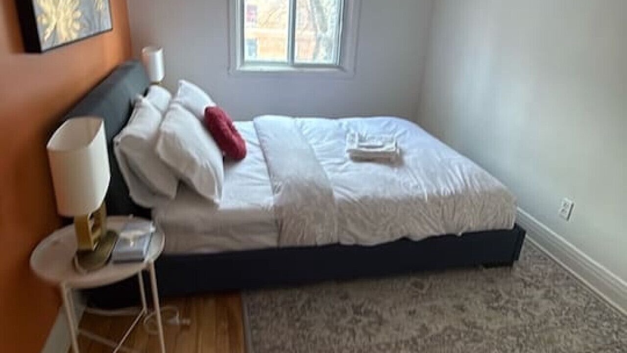 Photo of Bedroom in Cote-Des-Neiges—Notre-Dame-De-Grace