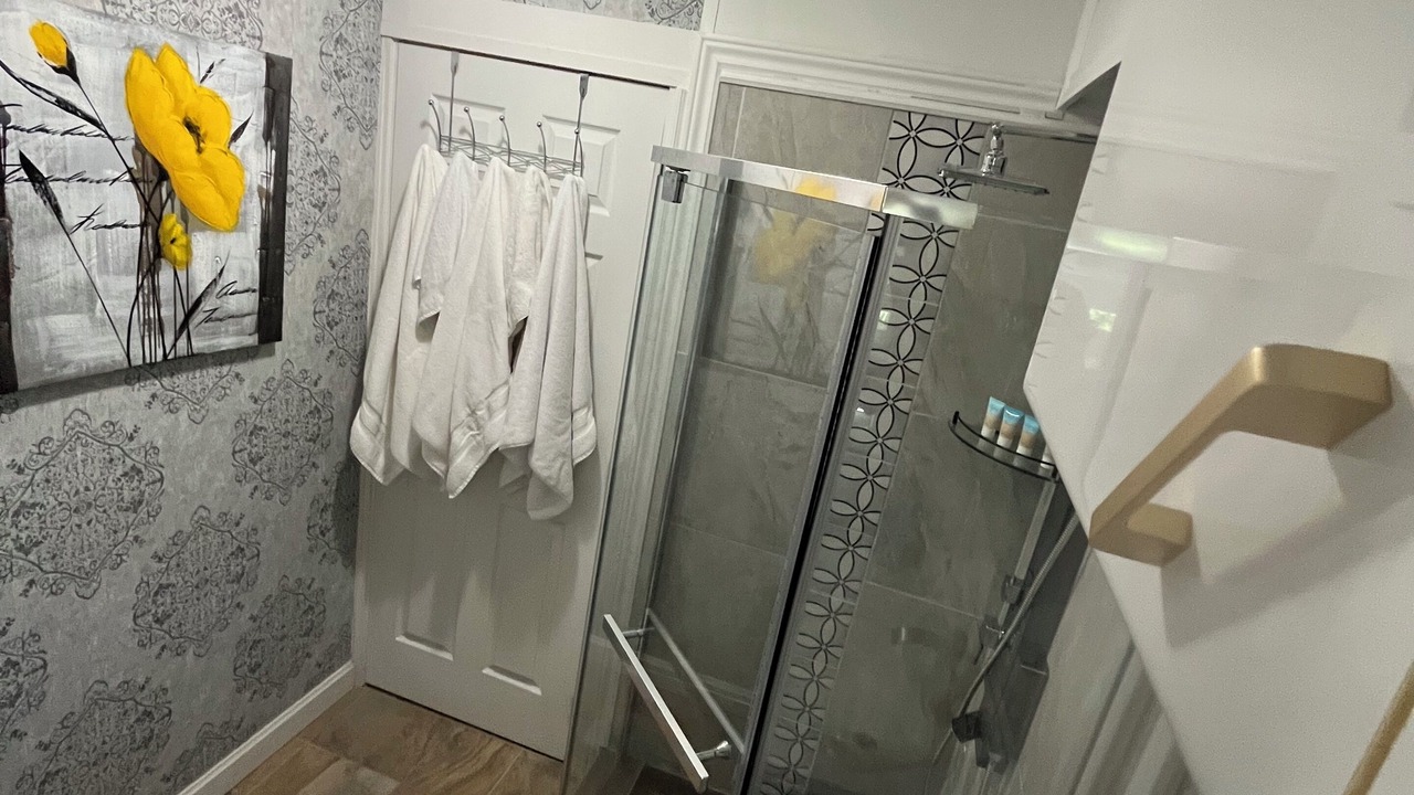 Photo of Bathroom in Chertsey