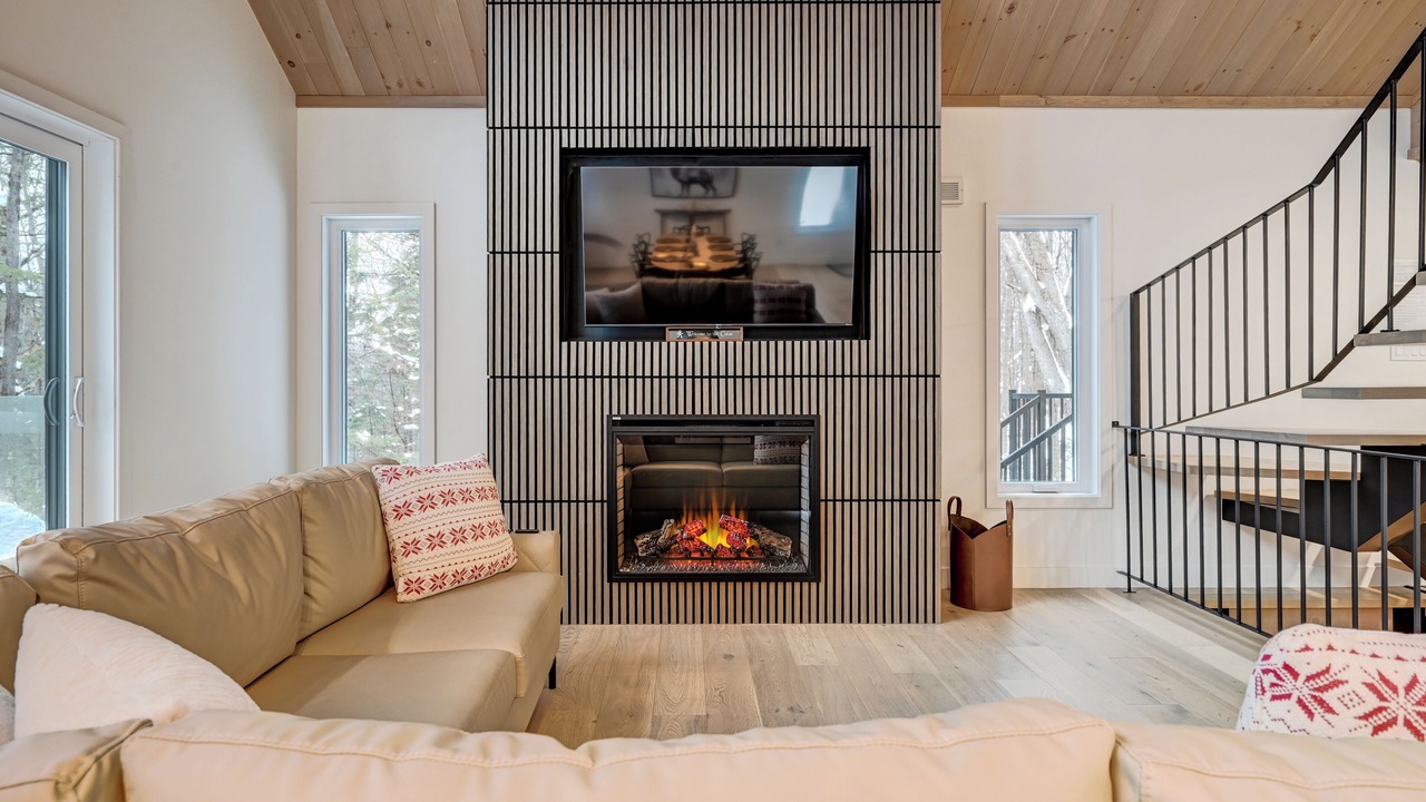 Photo of Livingroom in Amherst