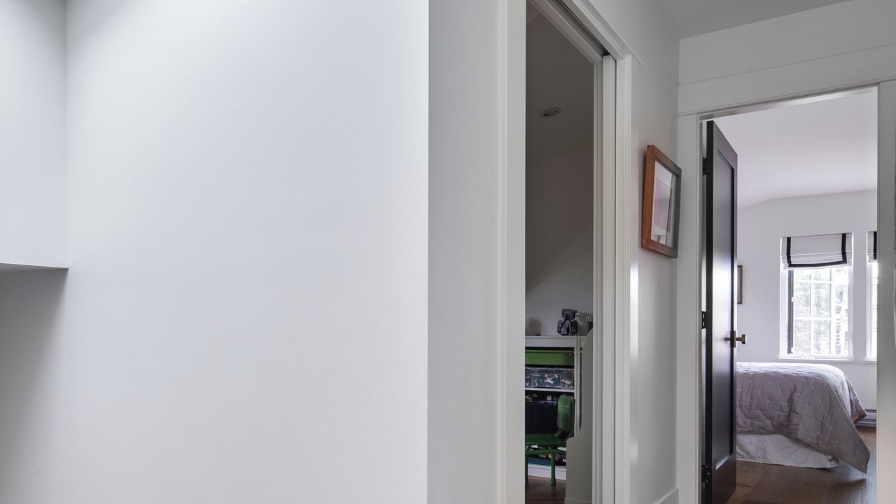 Photo of Bedroom in Kensington-Cedar Cottage