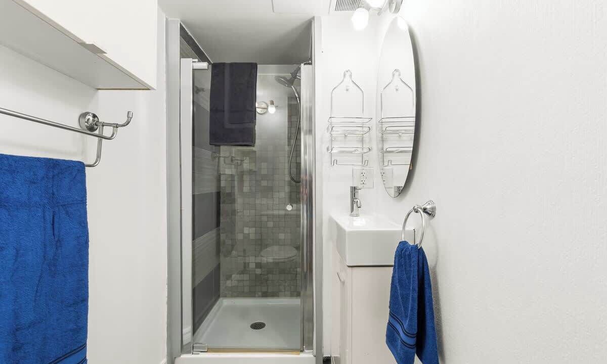 Photo of Bathroom in Rosemont-La Petite-Patrie