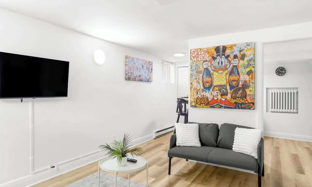 Photo of Livingroom in Rosemont-La Petite-Patrie