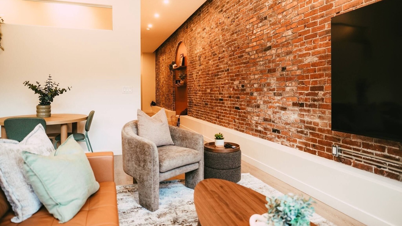 Photo of Livingroom in Downtown Halifax