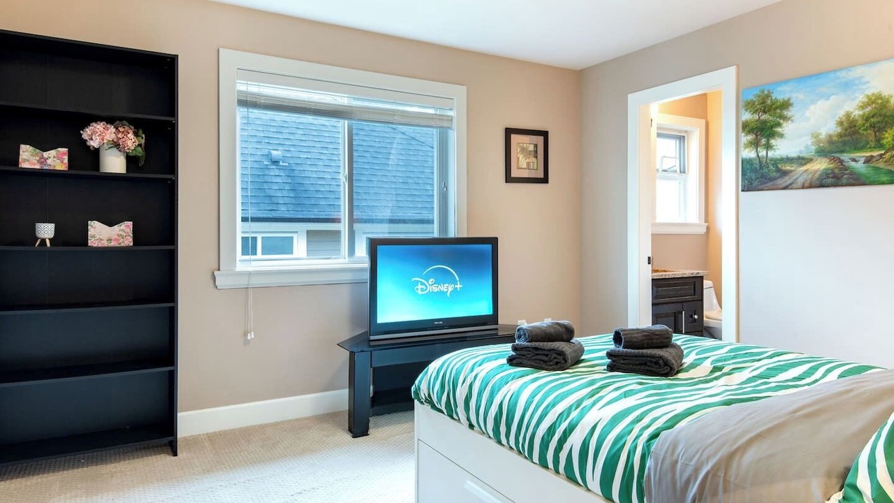 Photo of Bedroom in Burke Mountain