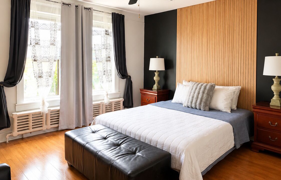 Photo of Bedroom in Desjardins