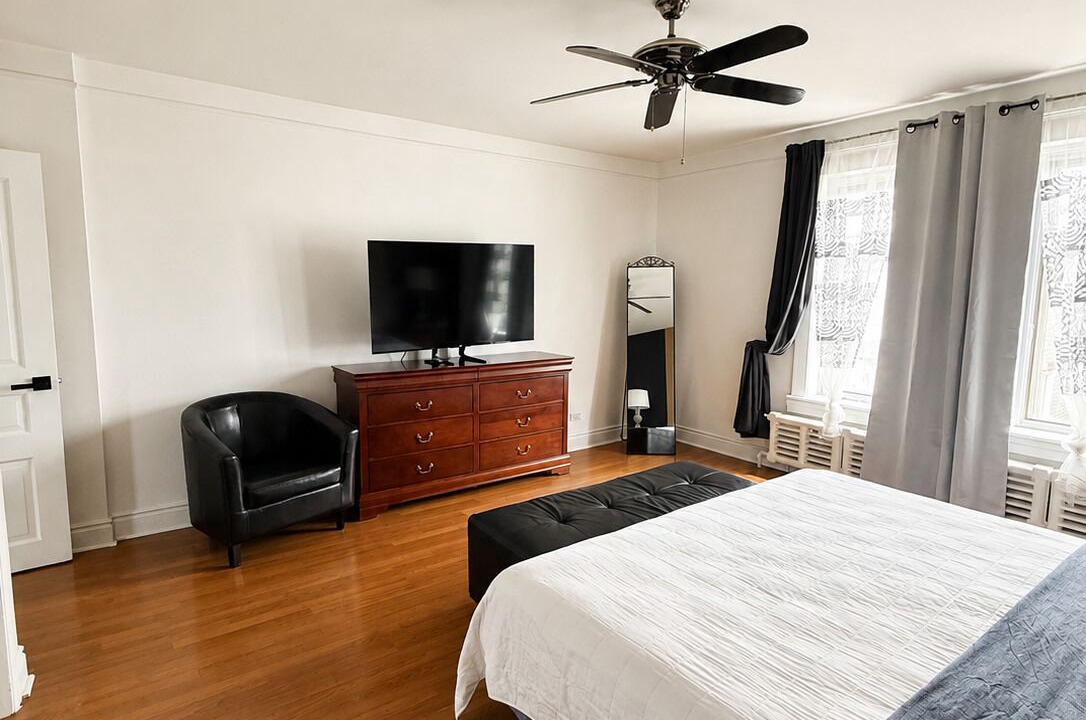 Photo of Bedroom in Desjardins