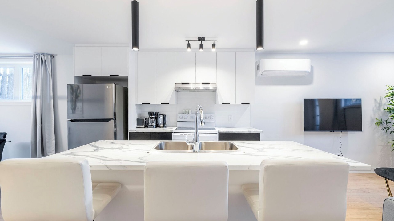 Photo of Kitchen in Longueuil