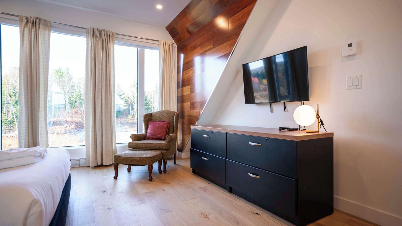 Photo of Bedroom in Baie-St-Paul